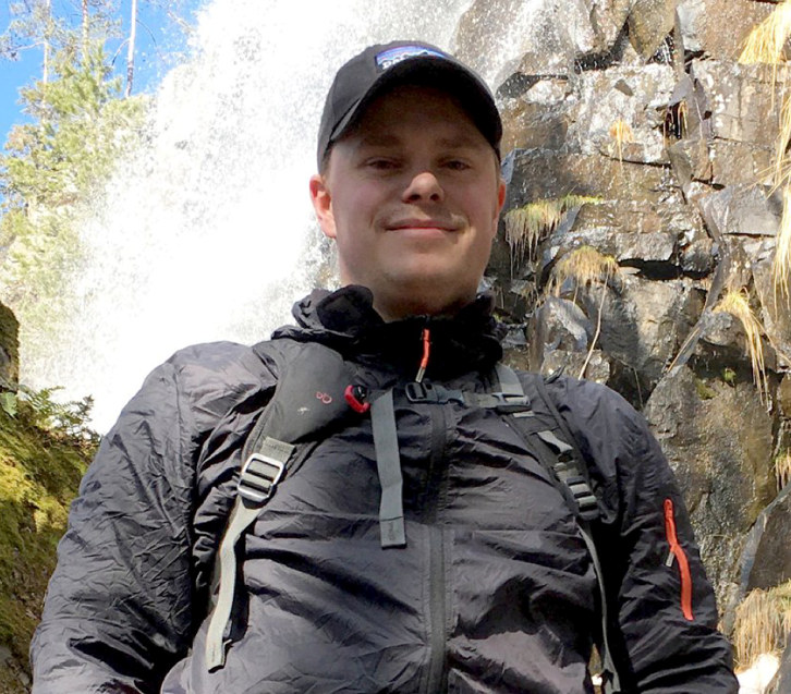FRILUFTSLIV: – Jeg er interessert i jakt og friluftsliv, så interessen kommer derifra, sier Tangen. Foto: Privat.