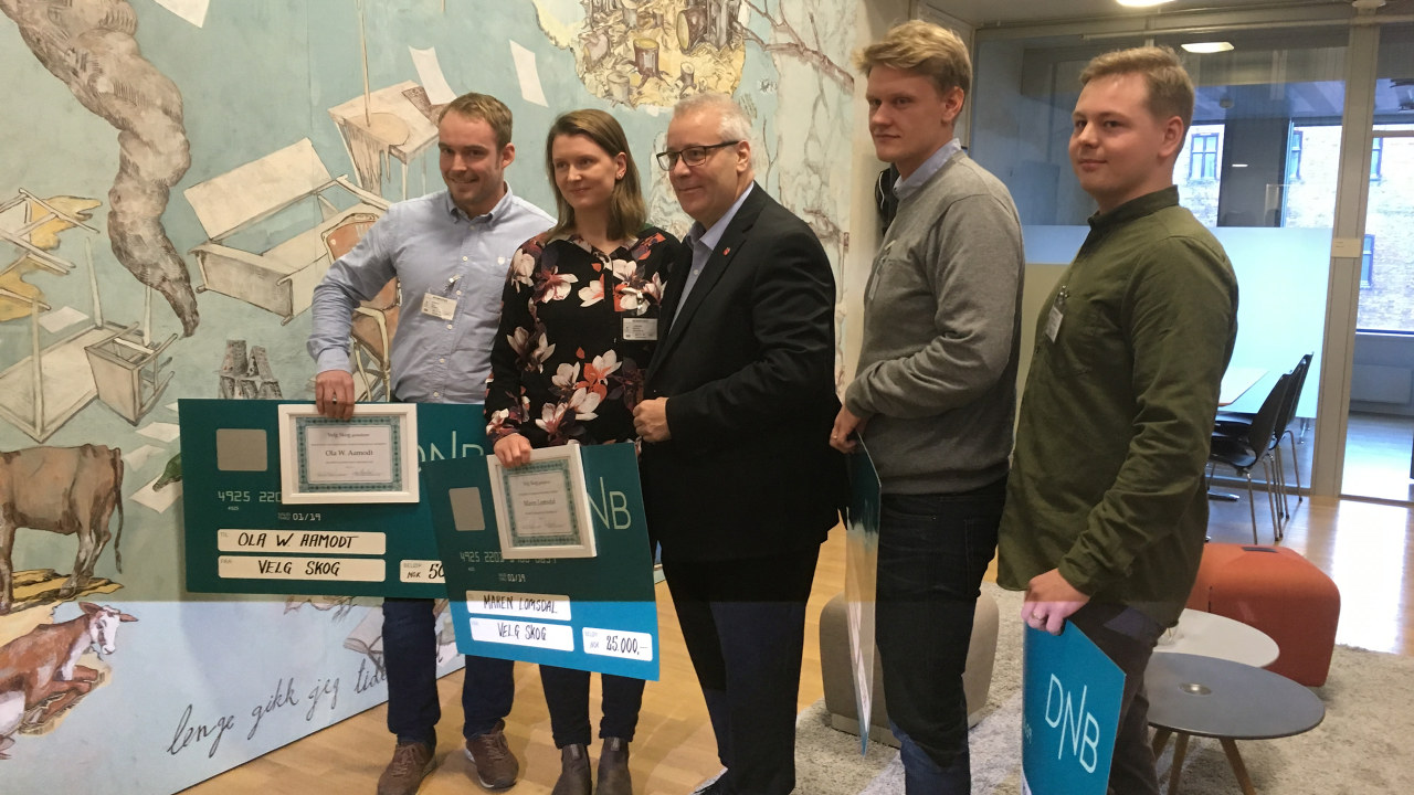 Landbruks- og matminister Bård Hoksrud
